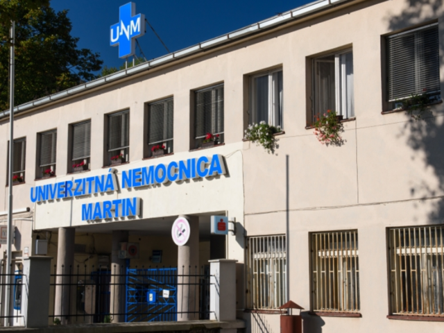 Nakazených ľudí ošetria. V martinskej nemocnici sa našlo riešenie