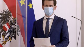 Rakúsko sprísňuje opatrenia, stretnúť sa môže najviac dvanásť ľudí