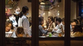 Rusko zaplavujú nakazení, chystá sa hromadné očkovanie