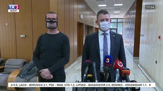 Brífing ministra R. Mikulca o kontrolách na hraniciach