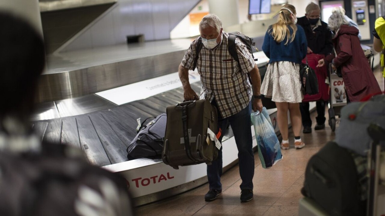 Treba počítať s komplikáciami. Necestujte, odporúča Klus