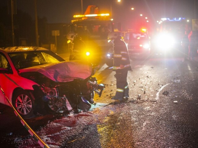 Kollár mal vážnu autonehodu a je zranený, informoval premiér
