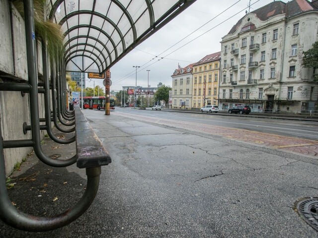Zákaz vychádzania vstúpil do platnosti, má viacero výnimiek