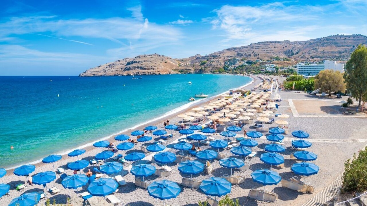 Grécko je najobľúbenejším letným cieľom nielen Slovákov. Aké tam bolo leto?