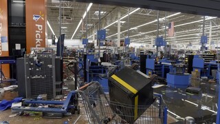 Ďalšia sporná smrť Afroameričana, protesty sa zvrhli na rabovanie