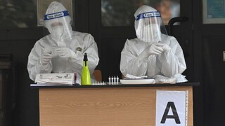 Naď prosí zdravotníkov, aby pomohli. V hre je ich mobilizácia