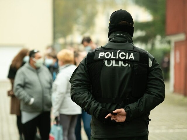 S testovaním vraj musia pomôcť i nakazení. Hoax, reaguje polícia