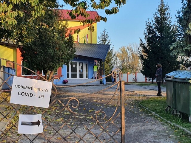 Obavy z celoplošného testovania sa nenaplnili. Firmy chcú testovať