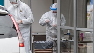 Vírus zabil ďalších pacientov, pribudlo vyše 1700 nakazených