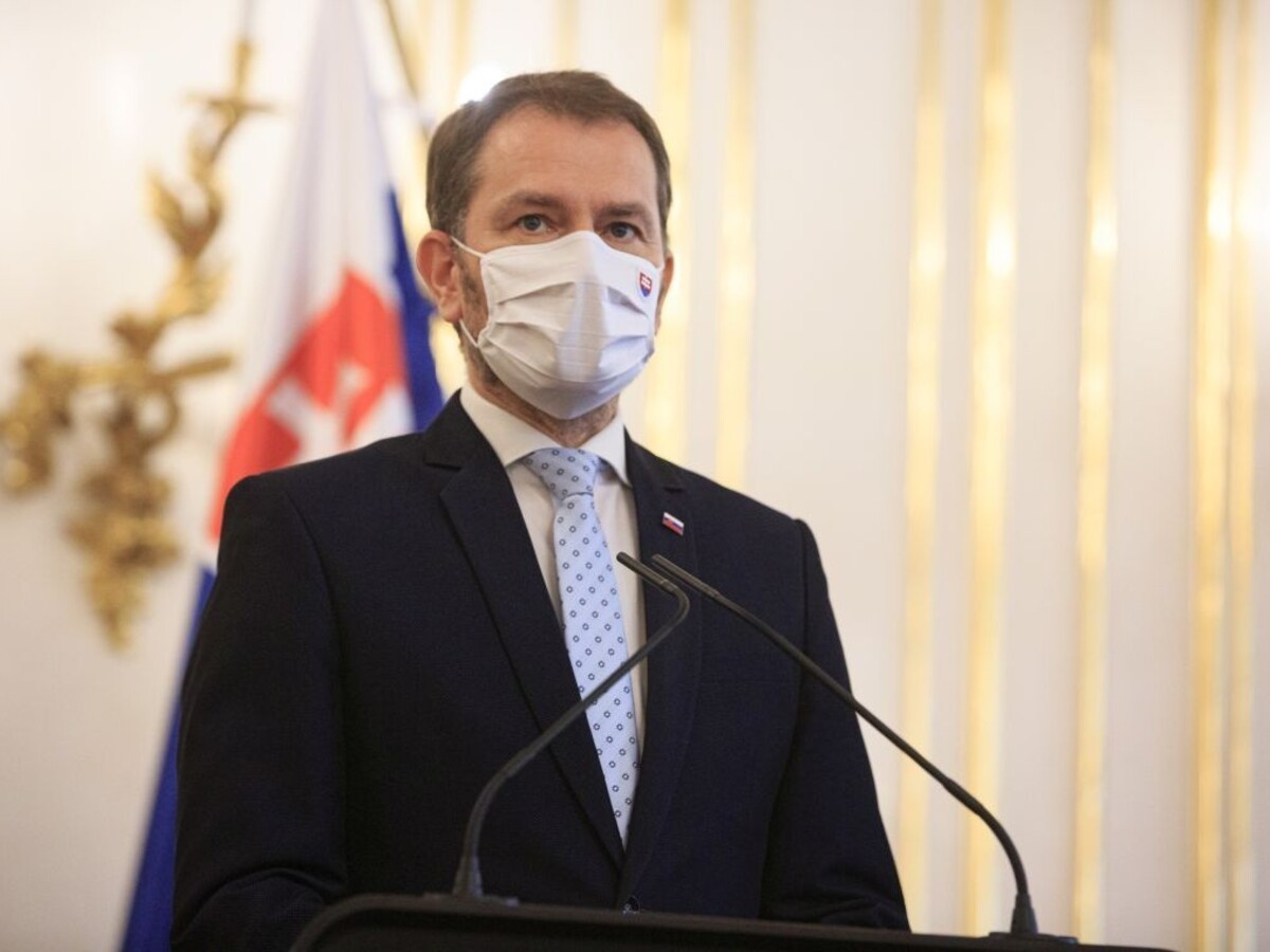 Premiér Matovič je v karanténe, bol v kontakte s nakazeným