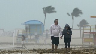 Tropická búrka Eta zasiahla už i Floridu, má zosilnieť na hurikán