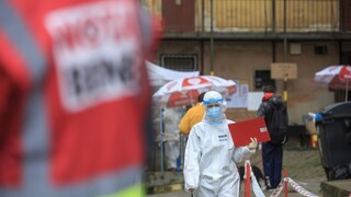 Parlament schválil zmeny, ktoré umožnia testovať aj študentom