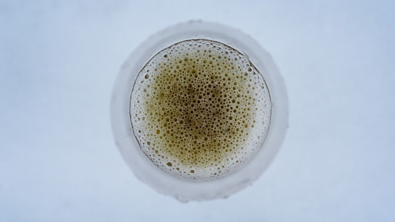 Test odhalil vírus v džúse, šíri sa webom. Nie je to pravda