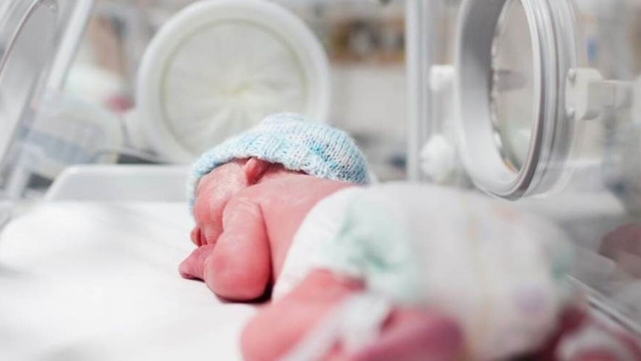 Vyše 100 000 drobunkých plienočiek venovaných predčasne narodeným bábätkám
