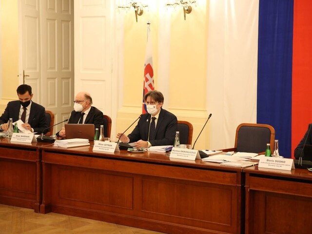 Bez hier a vopred určených víťazov. Šéf výboru hodnotil voľbu GP