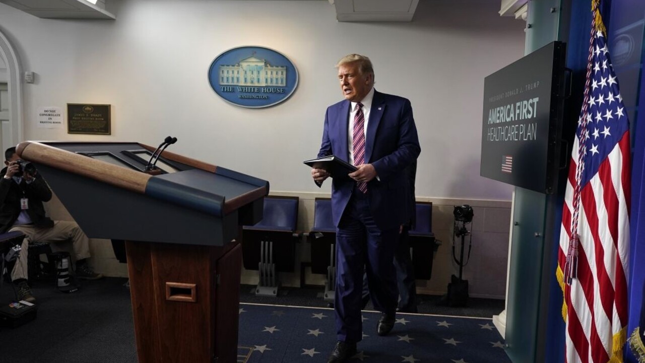 Schválili núdzový liek na Covid-19. Prípravkom sa liečil i Trump