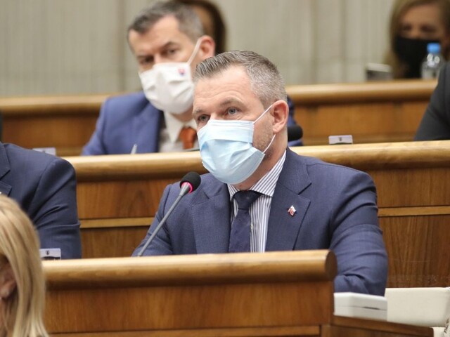 Upustite od povinného celoplošného testovania, žiada Pellegrini