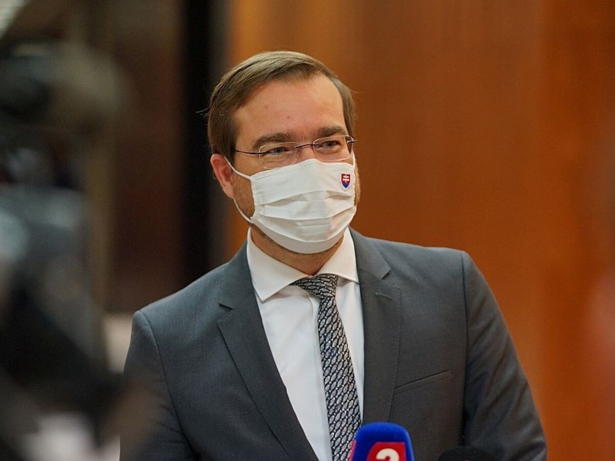 Konzílium zverejnilo názor na plošné testovanie, Krajčí reagoval
