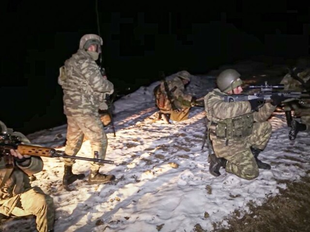 Azerbajdžanská armáda vstúpila do Kalbadžaru, Rusi vraj zostanú dlhšie