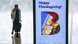 V USA oslavujú Deň vďakyvzdania, cestovať sa neodporúča