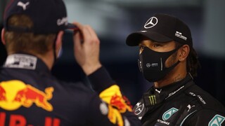 Hamilton je víťazom kvalifikácie, zaútočí aj na výhru v sezóne