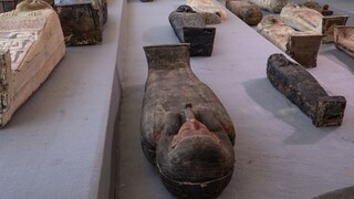 V Egypte našli vyše sto sarkofágov, ich vek odhadujú na 2500 rokov