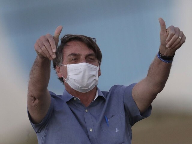 Druhá vlna zasiahla Brazíliu i Mexiko. Klebety, tvrdí Bolsonaro