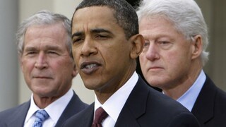 Bývalí americkí prezidenti sa spojili, nechajú sa verejne zaočkovať