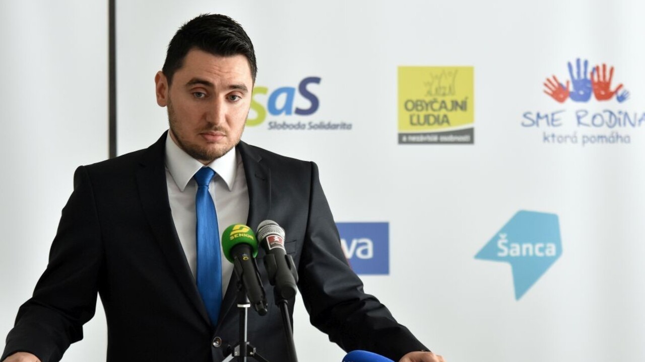 Už nevedel, či háji správnu vec. OĽANO prišlo o jedného z členov
