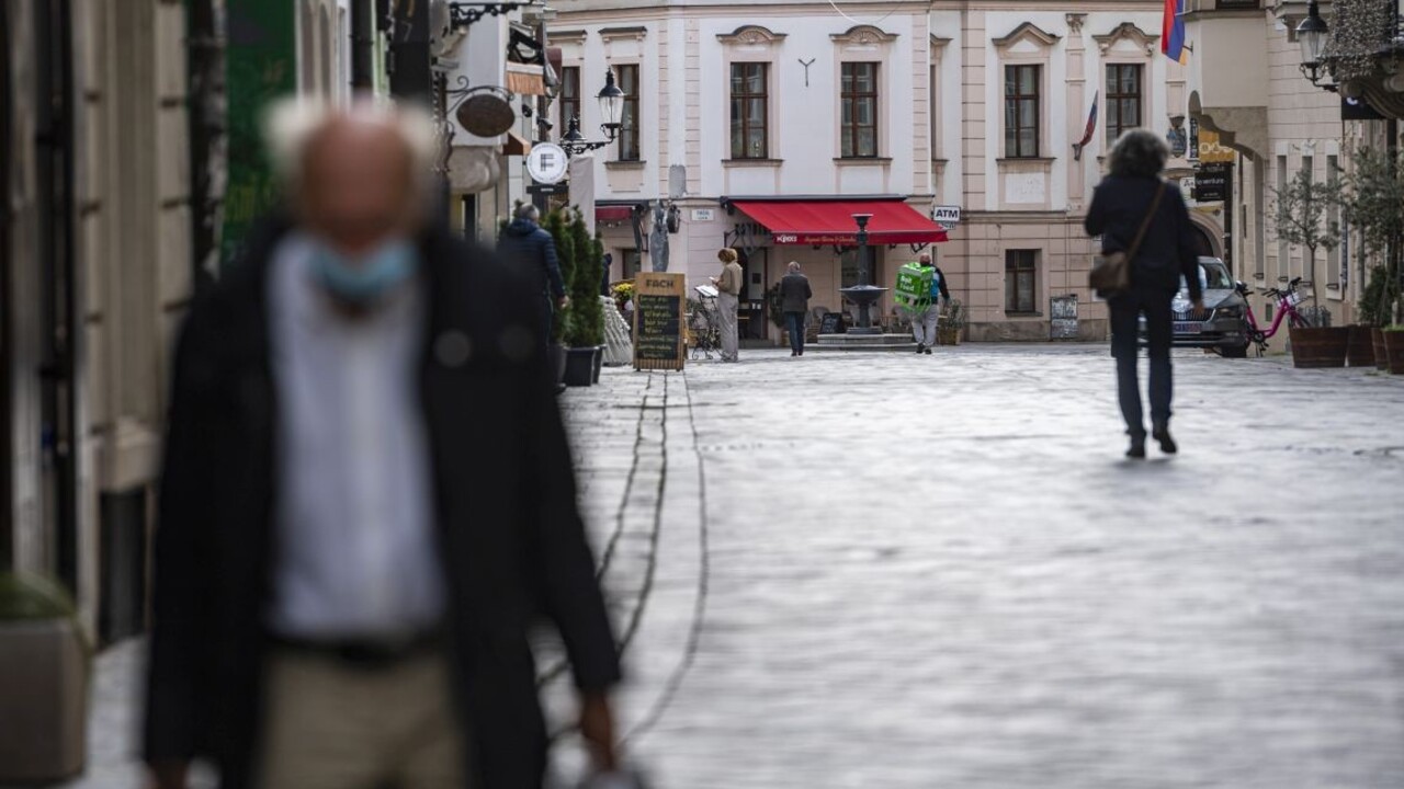 zákaz vychádzania lockdown Bratislava 1140px (TASR/Jaroslav Novák)