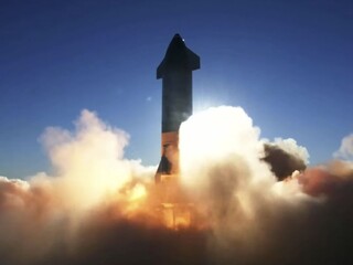 Hviezdna loď letela vysoko, ale explodovala. Musk je spokojný