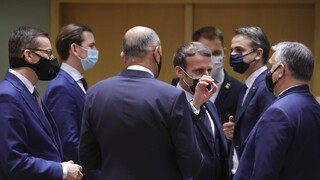 Lídri EÚ sa dohodli na sedemročnom rozpočte i pláne obnovy