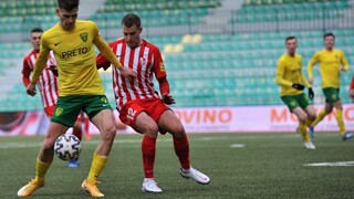 Žilina uhrala bezgólovú remízu, Seredi prehru neoplatila