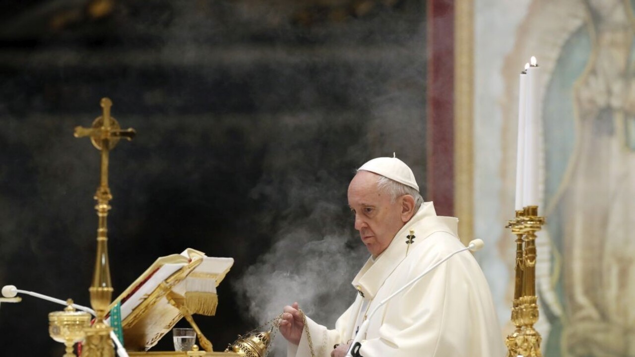 Uhlíkovo neutrálny chce byť i Vatikán. Pápež vystúpil na summite