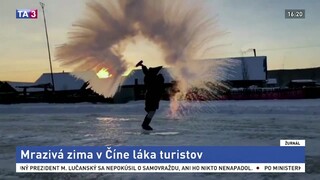 Čína zažíva mrazivú zimu, tá prilákala do mesta stovky turistov