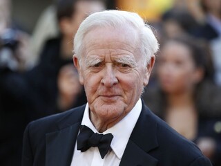 Zomrel literárny velikán John Le Carré, písal špionážne romány