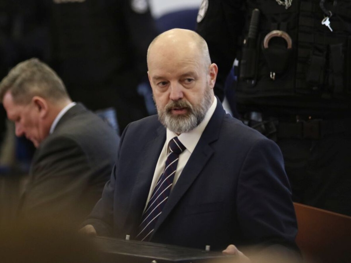 Pojednávanie odročili, Ruska vraj poliali neznámou látkou