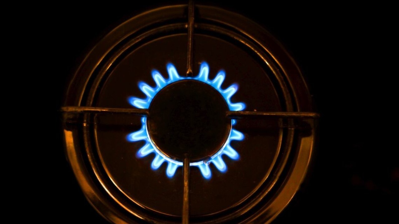 Plyn pre firmy bude lacnejší, budúci rok ušetria aj domácnosti