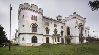 Začali s prácami na kaštieli v Rusovciach, takto to vyzerá vnútri