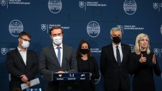 Zákaz vychádzania príde skôr. Ako budeme fungovať cez sviatky?