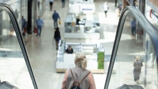 Nepoučiteľný zlodej v Trenčíne. V nákupnom centre opakovane kradol, hrozí mu trest na tri roky