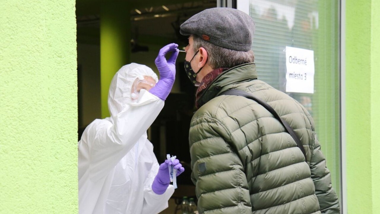 Ako je to s mutáciami u nás? Vedci ich evidujú, hovorí Mikas