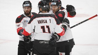 Hokejisti Bratislava Capitals zdolali po nájazdoch majstrovský Klagenfurt
