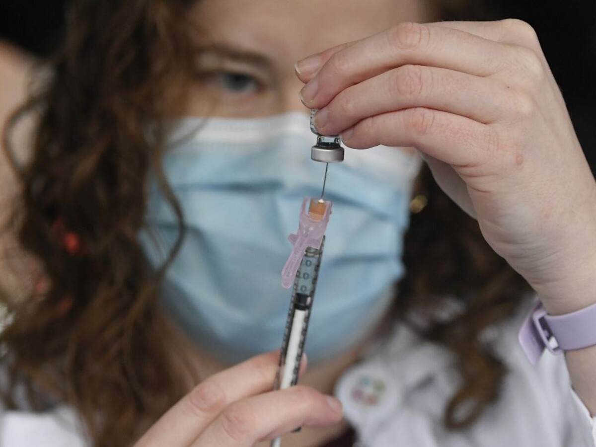 Potvrdené. Vakcína k nám dorazí už v sobotu, v súlade s plánom