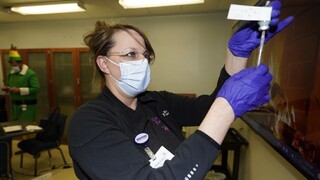 V USA zaočkovali vyše milión ľudí, expert predpovedá kolektívnu imunitu