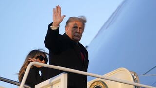 Trump udelil ďalšie milosti, dočkali sa aj jeho odsúdení spojenci