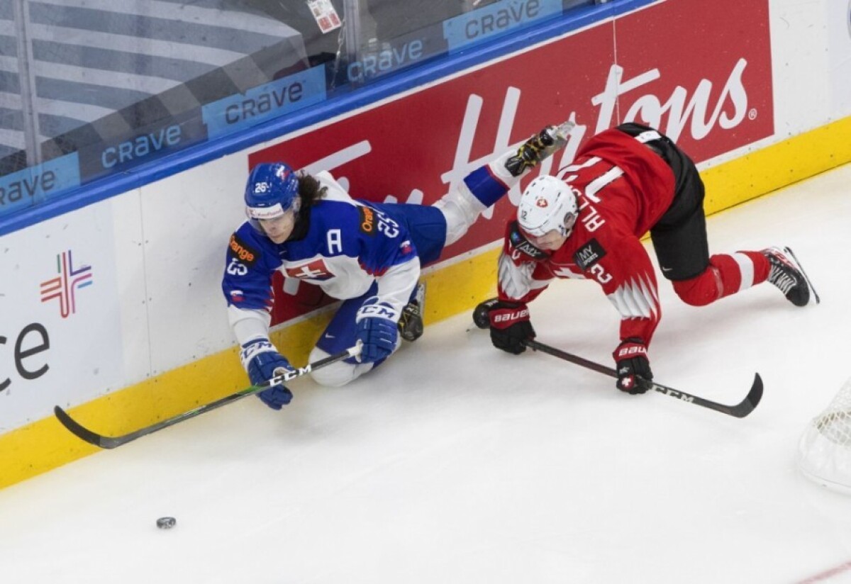 world-juniors-slovakia-switzerland-hockey-32737-777535444a9749b98f3fe94cd61edab4_748d32a6.jpg