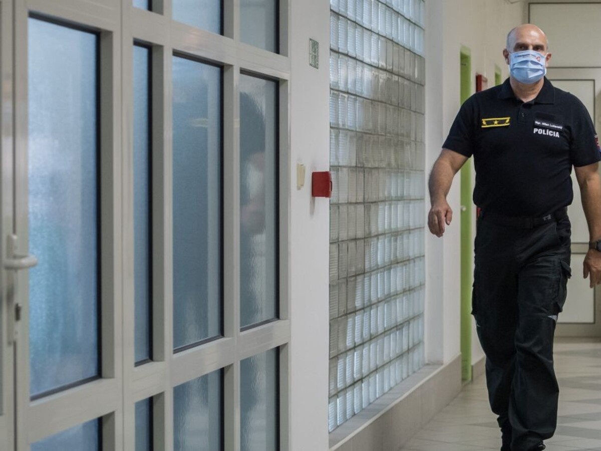 Prezradili, ako to bolo s Lučanského samovraždou. Šéf ZVJS končí