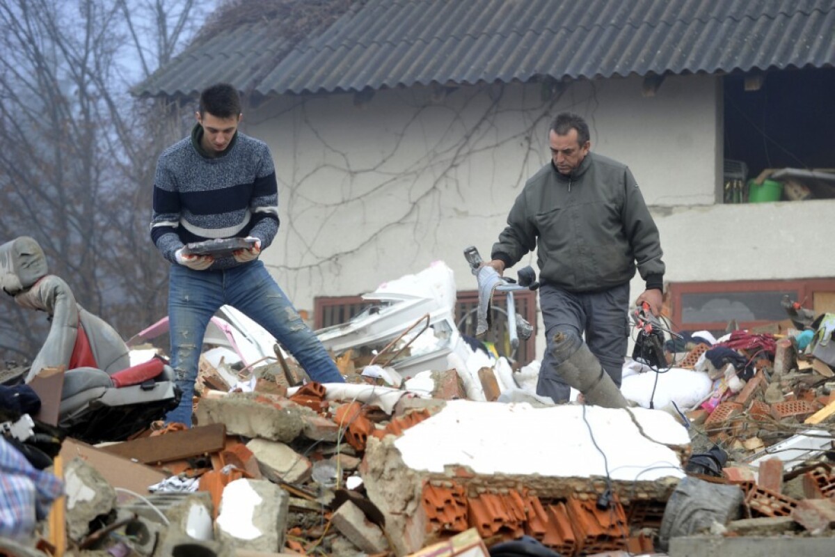croatia-earthquake-04473-f54baf00ce434bde8bfea3441fb4eeab_df710e27.jpg