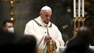 Pápež nebude celebrovať novoročnú omšu. Má zdravotné problémy